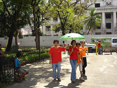 fil025b.jpg